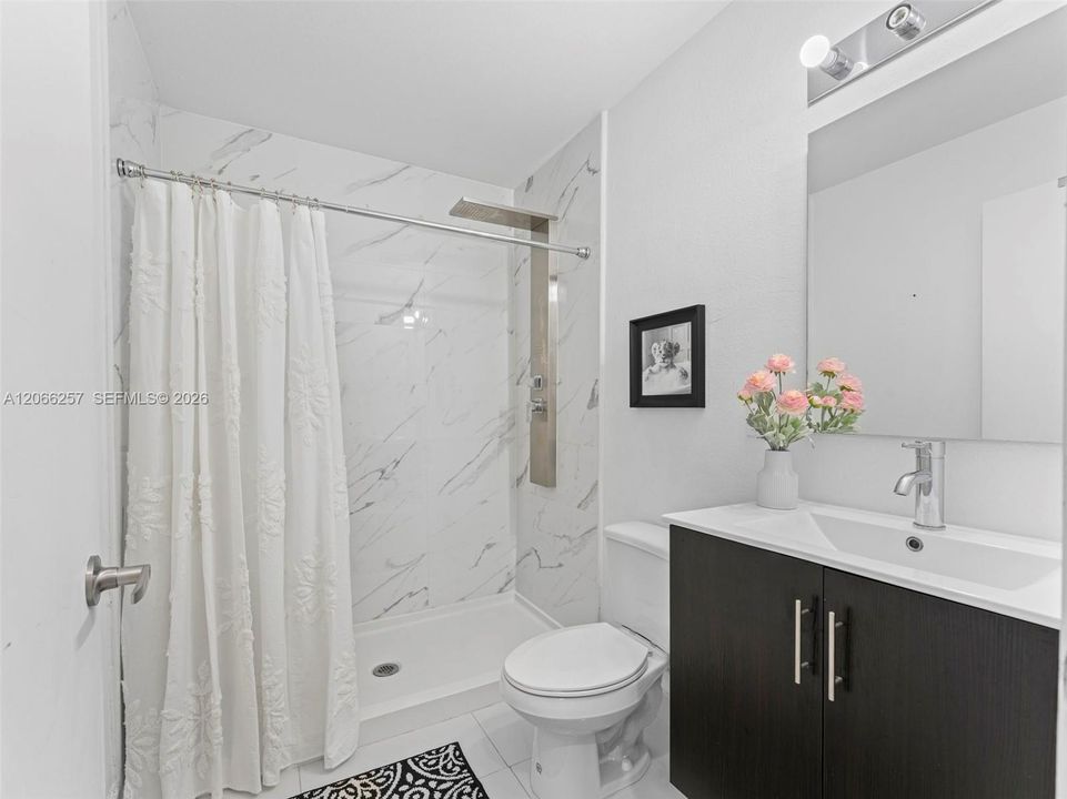For Rent: $3,200 (4 beds, 3 baths, 1434 Square Feet)