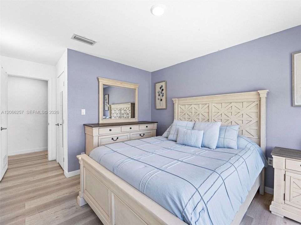 For Rent: $3,200 (4 beds, 3 baths, 1434 Square Feet)