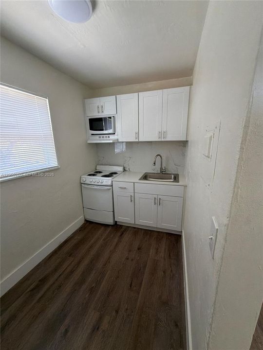 В аренду: $1,500 (1 спален, 1 ванн, 500 Квадратных фут)