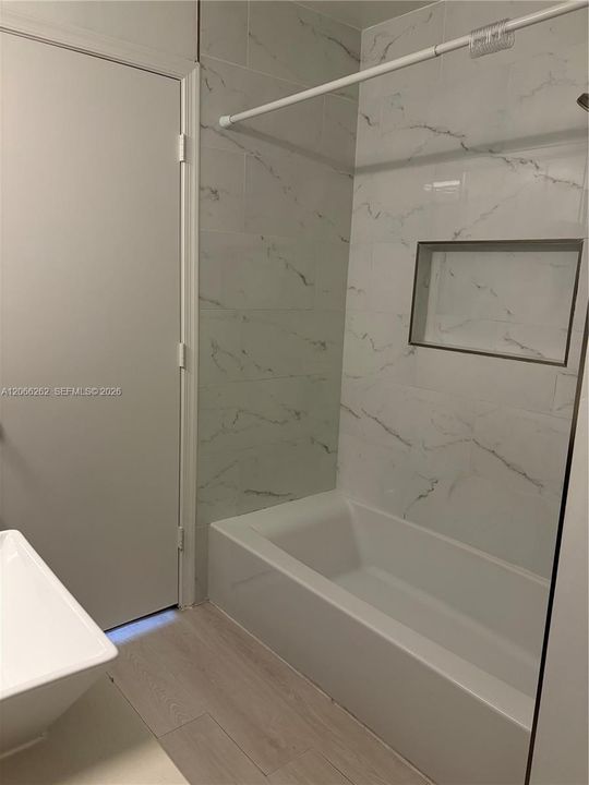 For Rent: $3,700 (3 beds, 2 baths, 1461 Square Feet)