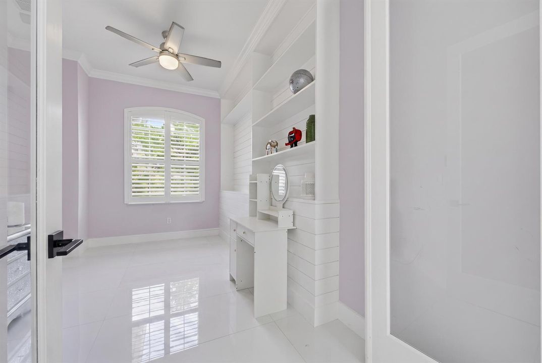 Bedroom 4 / Office / Den