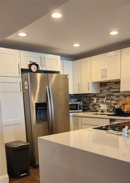 Activo con contrato: $259,000 (1 camas, 1 baños, 915 Pies cuadrados)