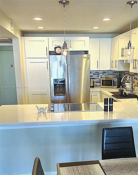 Activo con contrato: $259,000 (1 camas, 1 baños, 915 Pies cuadrados)