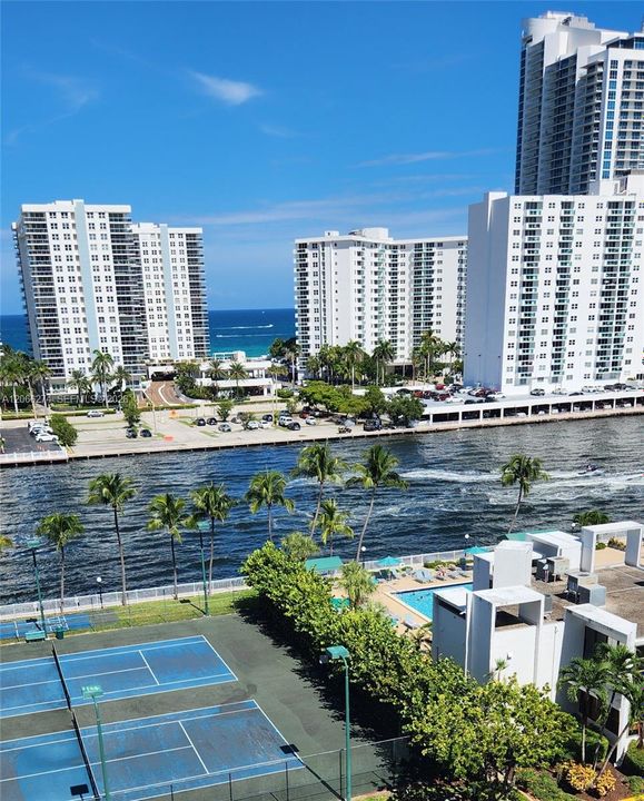 Activo con contrato: $259,000 (1 camas, 1 baños, 915 Pies cuadrados)