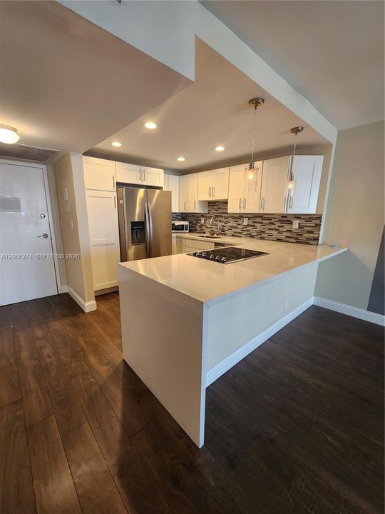 Activo con contrato: $259,000 (1 camas, 1 baños, 915 Pies cuadrados)