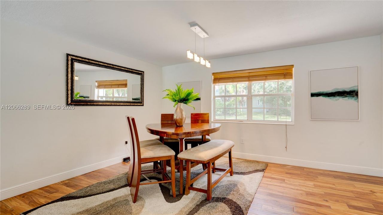 For Rent: $8,500 (3 beds, 2 baths, 1864 Square Feet)