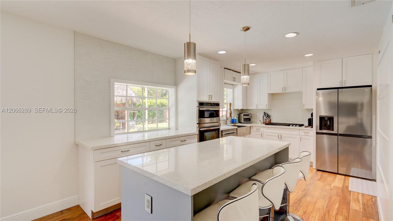 For Rent: $8,500 (3 beds, 2 baths, 1864 Square Feet)