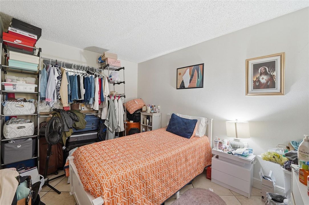 For Sale: $170,000 (2 beds, 2 baths, 1458 Square Feet)