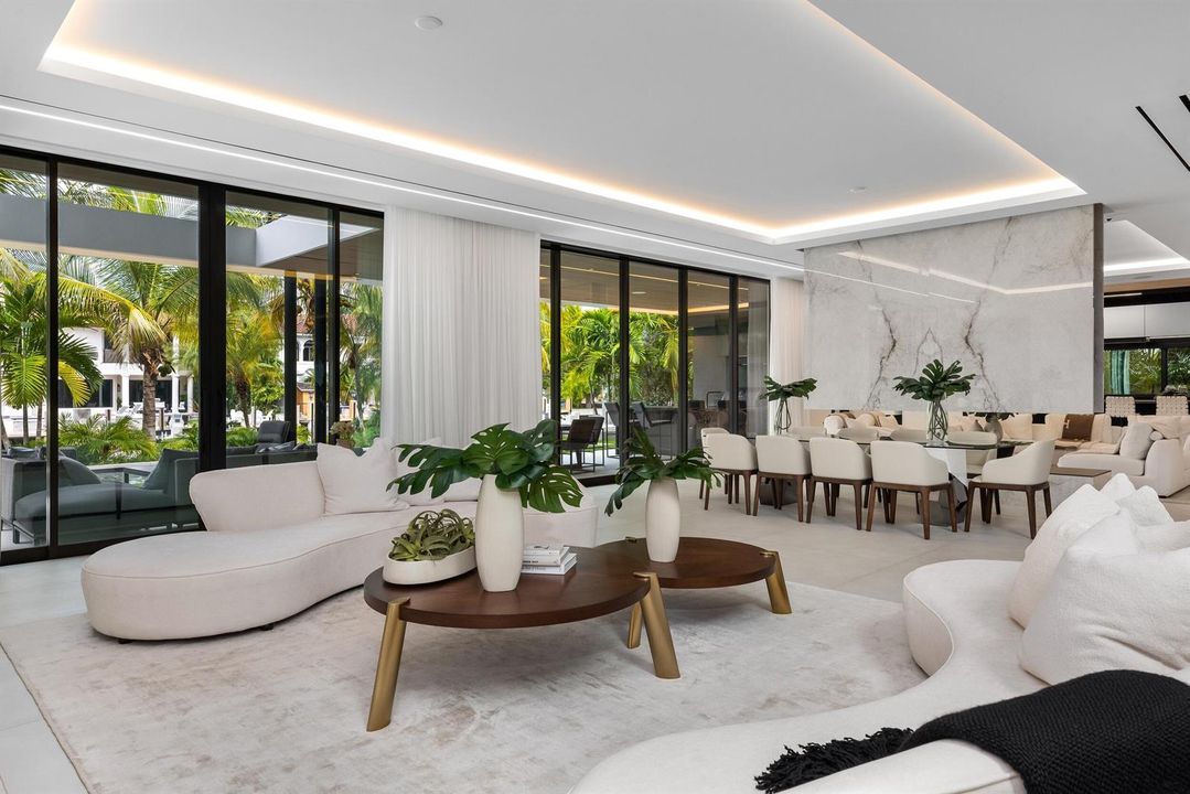 Living Area 2