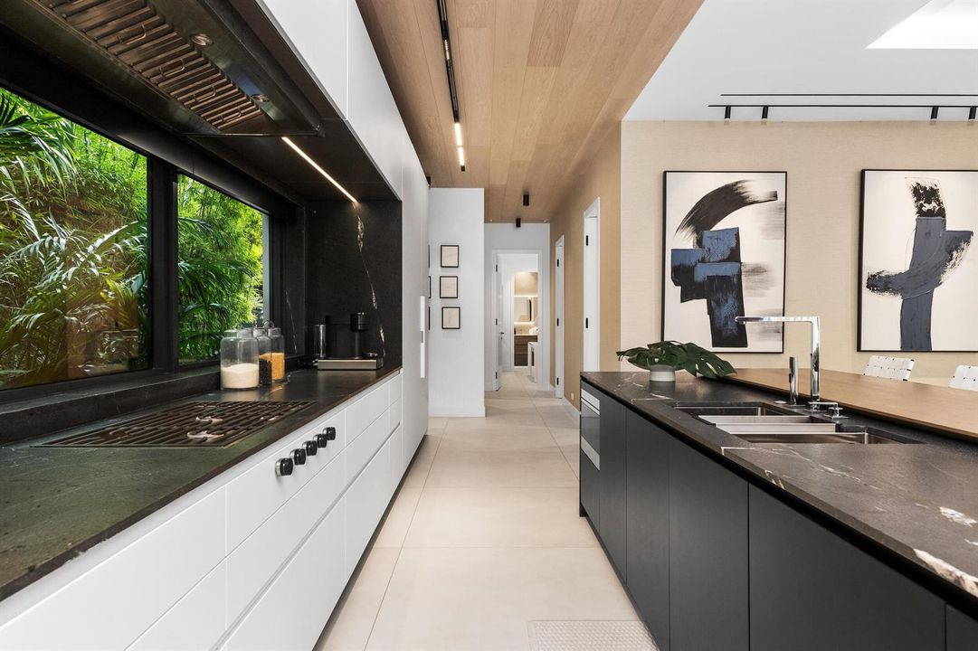 Kitchen 3