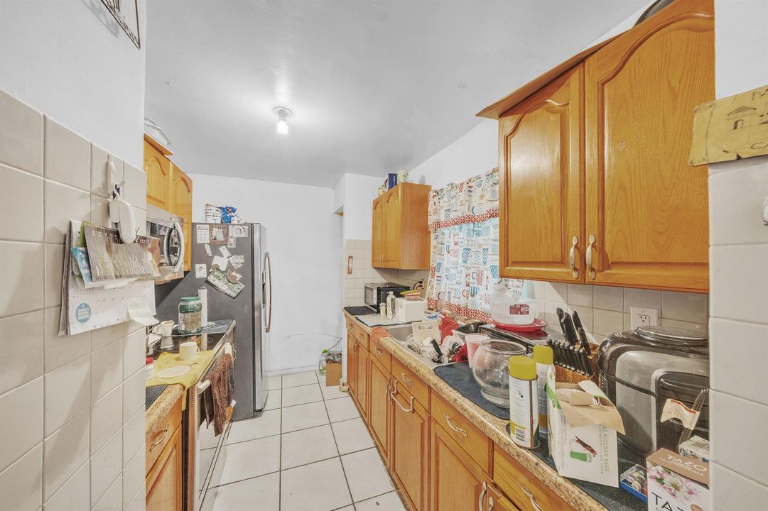 5 Kitchen