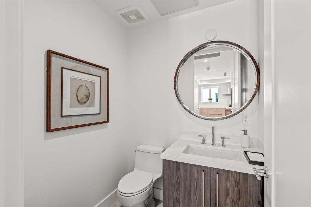 POWDER ROOM