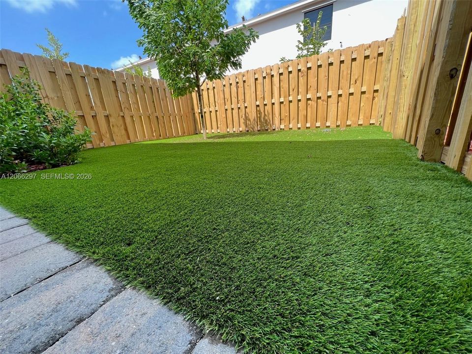 For Rent: $2,550 (3 beds, 3 baths, 0 Square Feet)