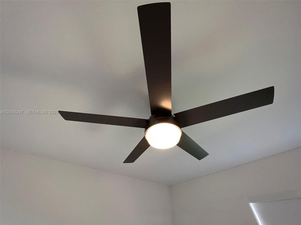 For Rent: $2,550 (3 beds, 3 baths, 0 Square Feet)