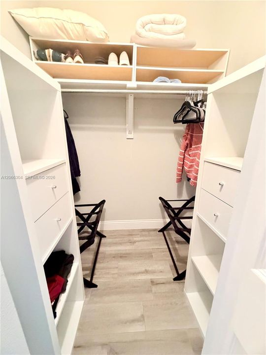 En Venta: $250,000 (2 camas, 2 baños, 1095 Pies cuadrados)
