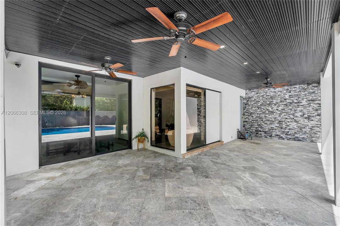 For Sale: $4,595,000 (7 beds, 5 baths, 4755 Square Feet)
