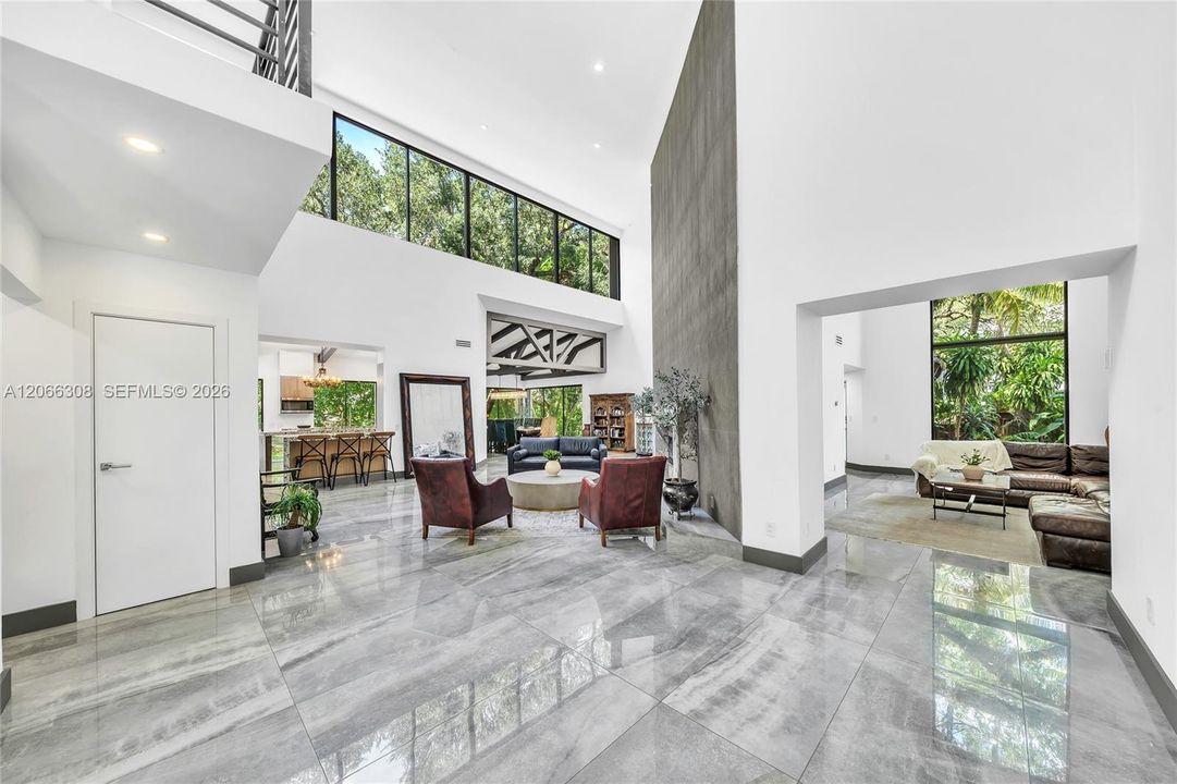 For Sale: $4,595,000 (7 beds, 5 baths, 4755 Square Feet)