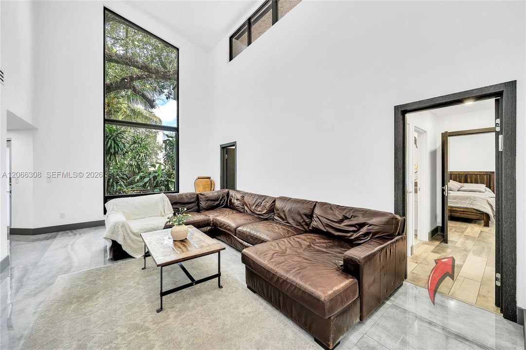 For Sale: $4,595,000 (7 beds, 5 baths, 4755 Square Feet)