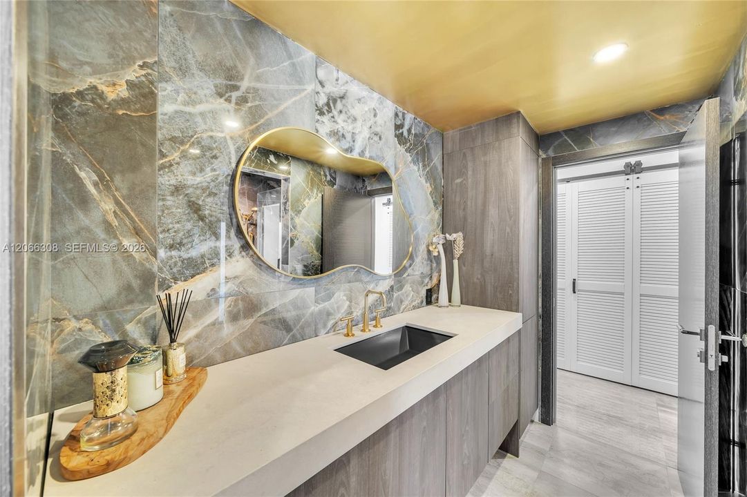 For Sale: $4,595,000 (7 beds, 5 baths, 4755 Square Feet)