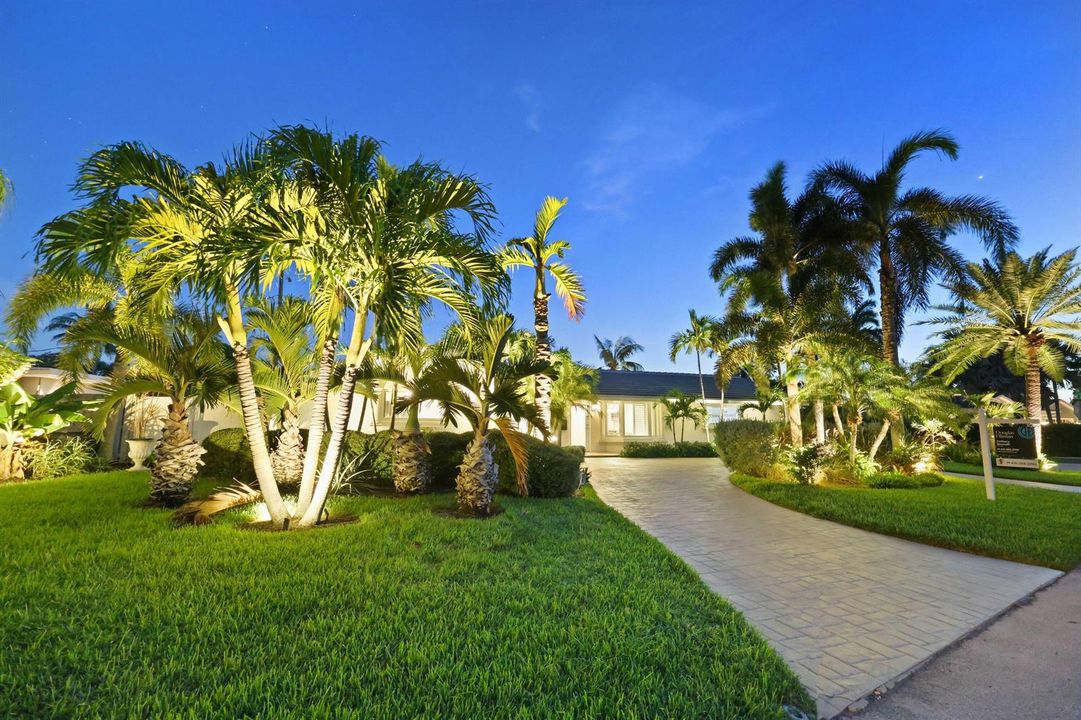2600 NE 43rd St Twilight - 6