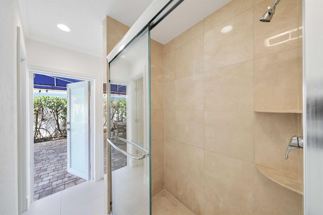 Cabana Bathroom