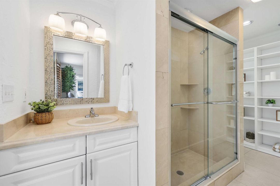 Cabana Bathroom