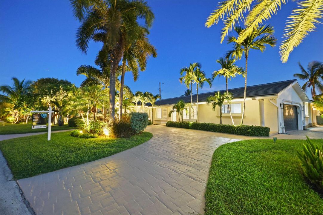 2600 NE 43rd St Twilight - 4