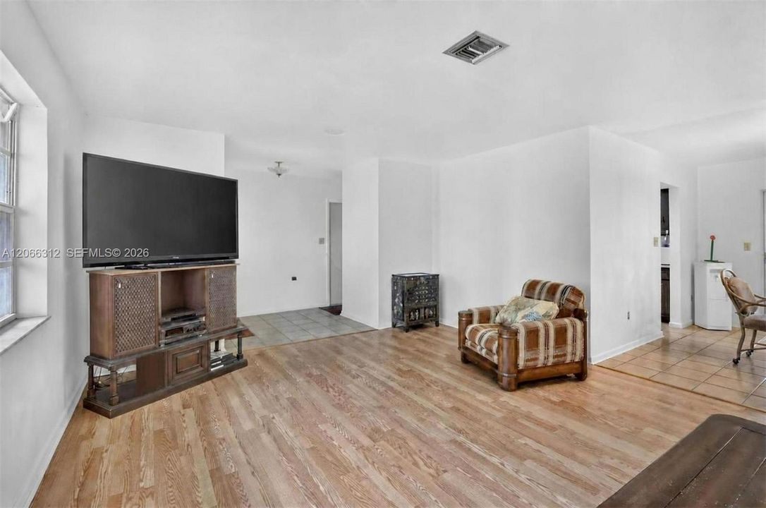 На продажу: $960,000 (3 спален, 2 ванн, 1787 Квадратных фут)