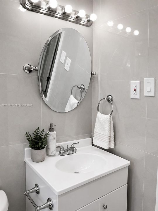 The unit is UNFURNISHED- This photo is VIRTUAL STAGED FOR VISUALIZATION