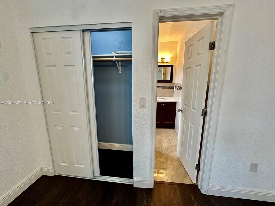 For Rent: $1,000 (0 beds, 1 baths, 0 Square Feet)