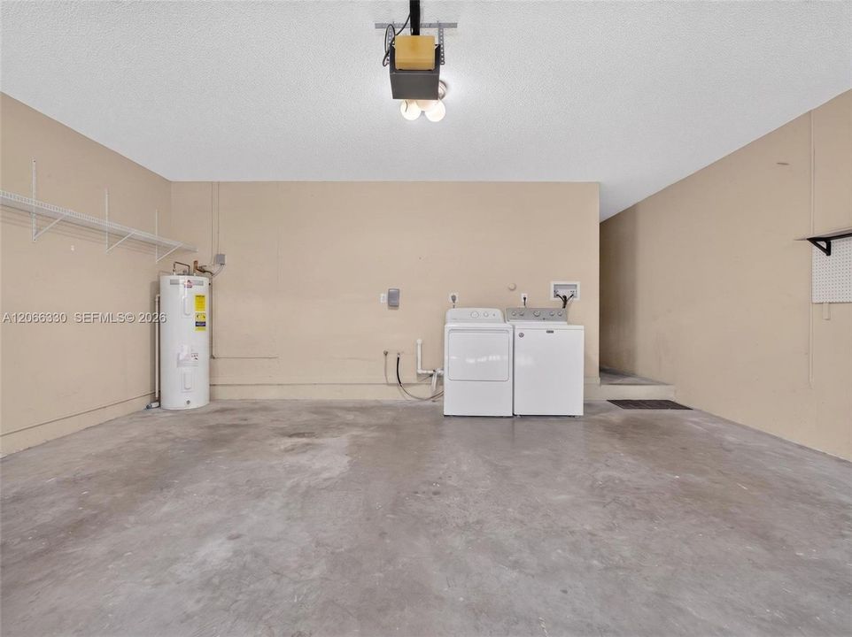 For Rent: $4,500 (3 beds, 2 baths, 1777 Square Feet)
