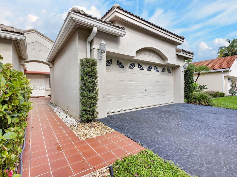 For Rent: $4,500 (3 beds, 2 baths, 1777 Square Feet)