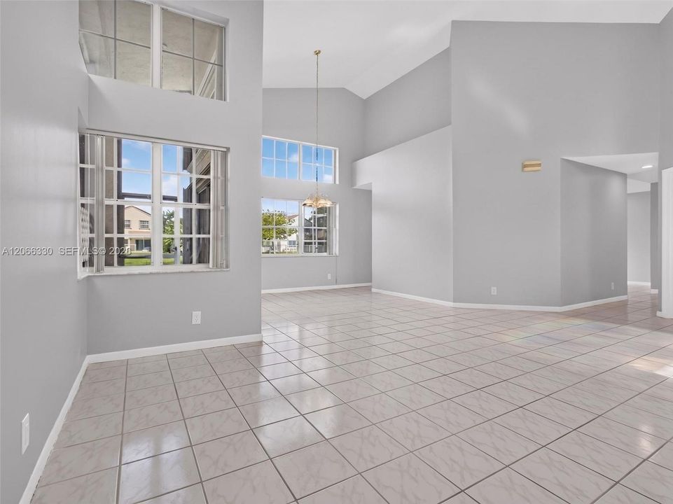 For Rent: $4,500 (3 beds, 2 baths, 1777 Square Feet)
