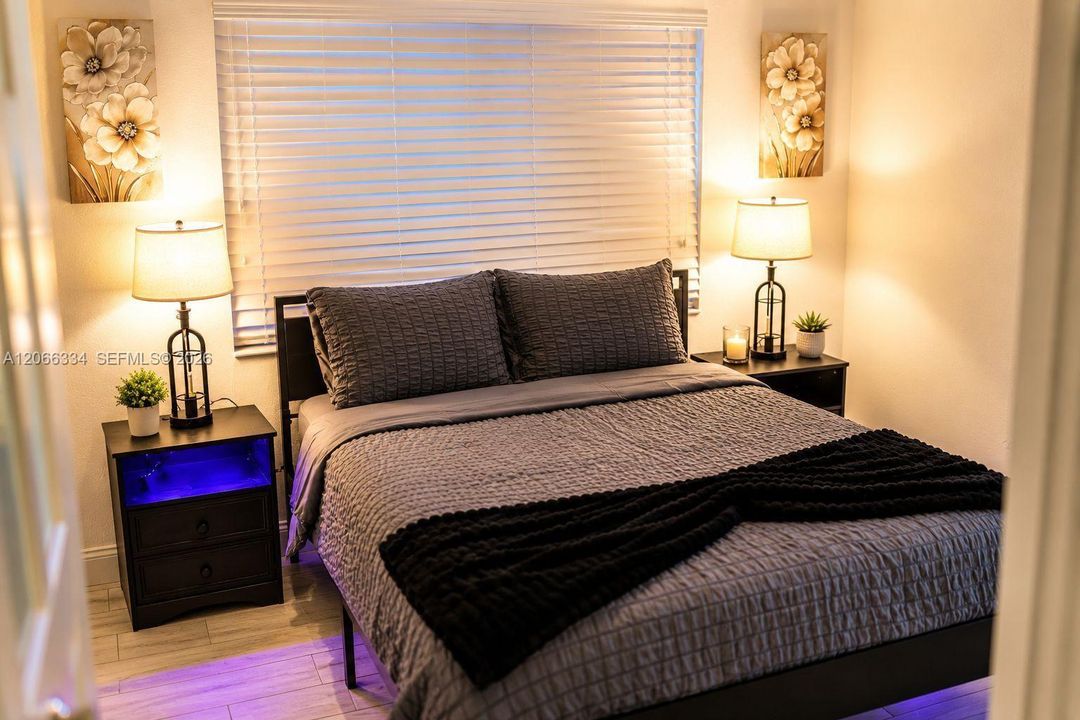 For Rent: $5,500 (4 beds, 3 baths, 1420 Square Feet)