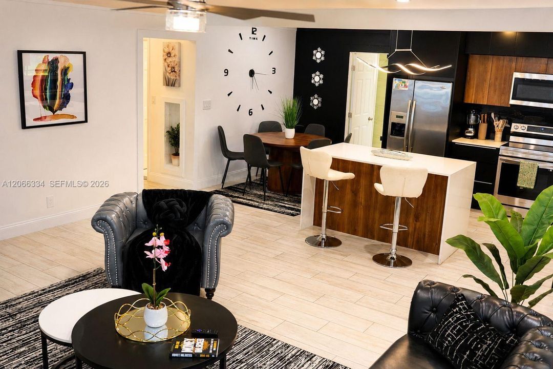 For Rent: $5,500 (4 beds, 3 baths, 1420 Square Feet)