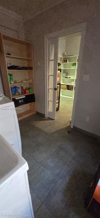 For Rent: $4,700 (3 beds, 2 baths, 1368 Square Feet)