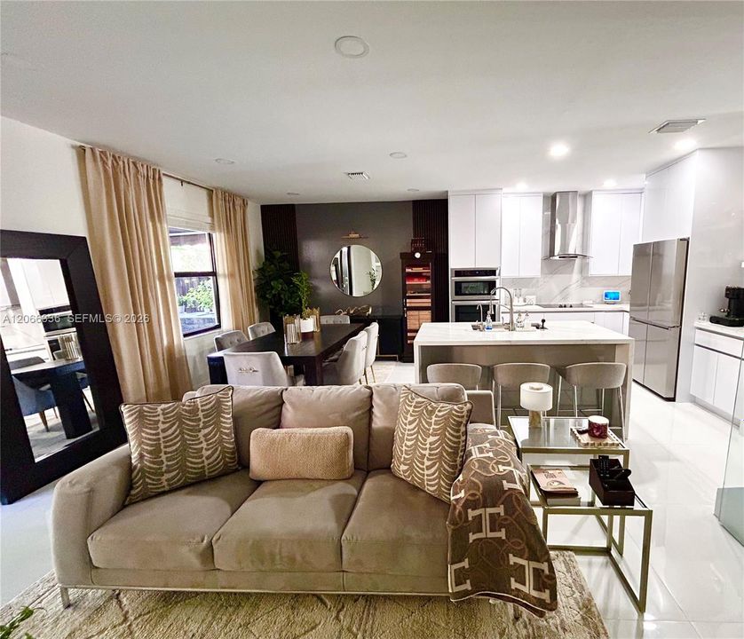 For Sale: $515,000 (3 beds, 2 baths, 1616 Square Feet)