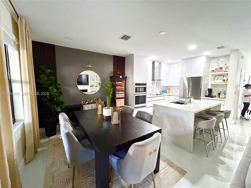 For Sale: $515,000 (3 beds, 2 baths, 1616 Square Feet)