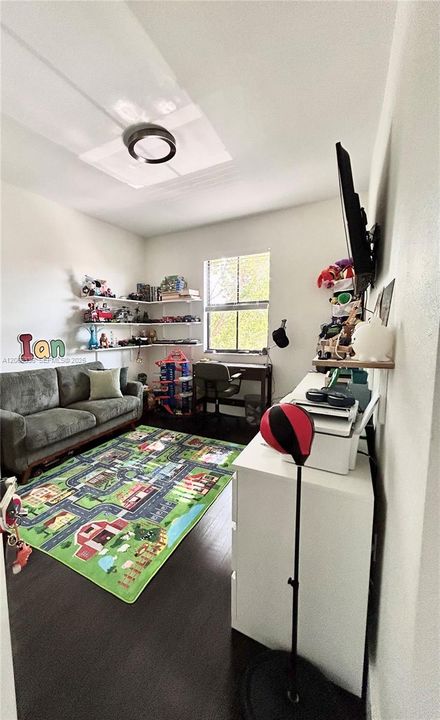 For Sale: $515,000 (3 beds, 2 baths, 1616 Square Feet)