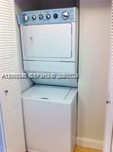 En Venta: $259,900 (2 camas, 2 baños, 858 Pies cuadrados)