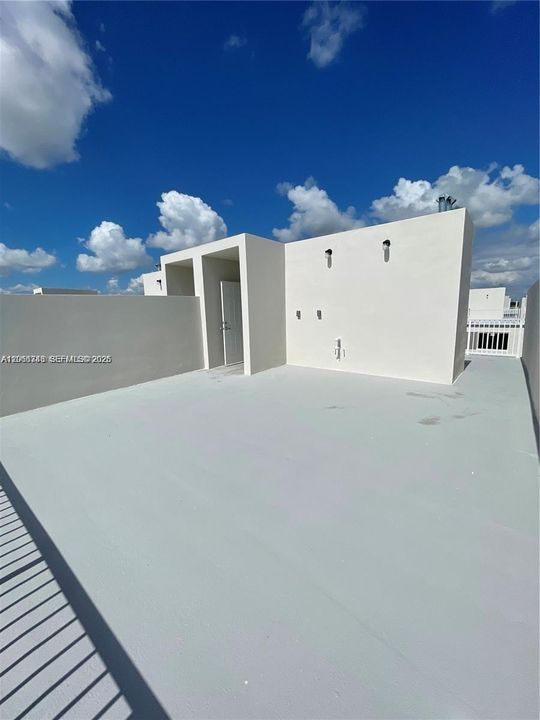 En Venta: $390,000 (4 camas, 3 baños, 1398 Pies cuadrados)