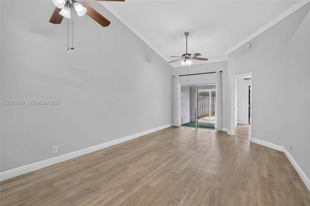 For Sale: $374,900 (3 beds, 2 baths, 1330 Square Feet)