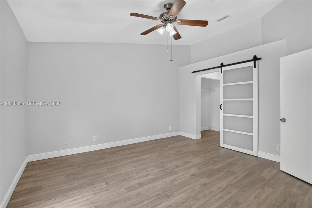 For Sale: $374,900 (3 beds, 2 baths, 1330 Square Feet)