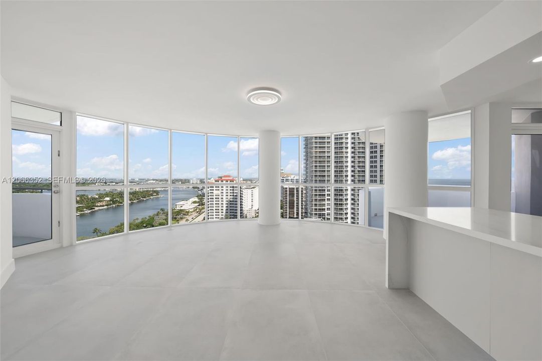 For Sale: $1,190,000 (2 beds, 2 baths, 1340 Square Feet)