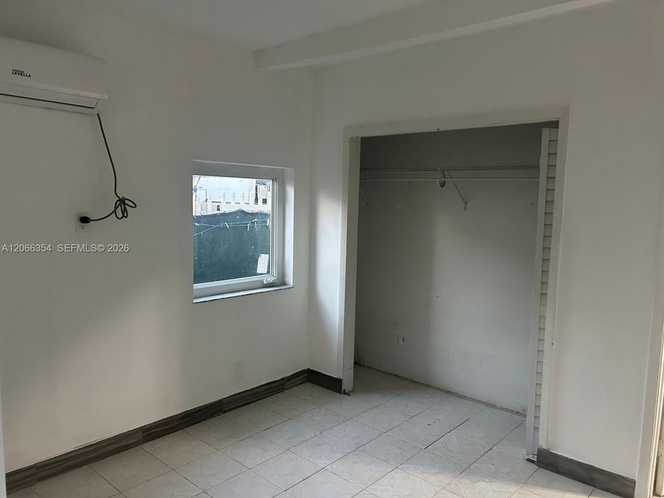 En Venta: $780,000 (3 camas, 2 baños, 1663 Pies cuadrados)