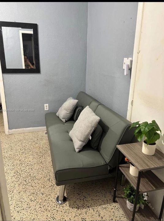 En Venta: $780,000 (3 camas, 2 baños, 1663 Pies cuadrados)
