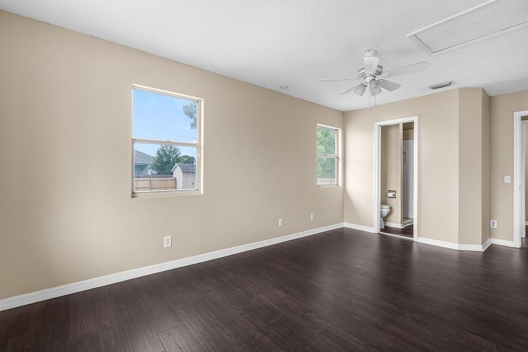 8525-101st-Ct-HigMedia-027-1280