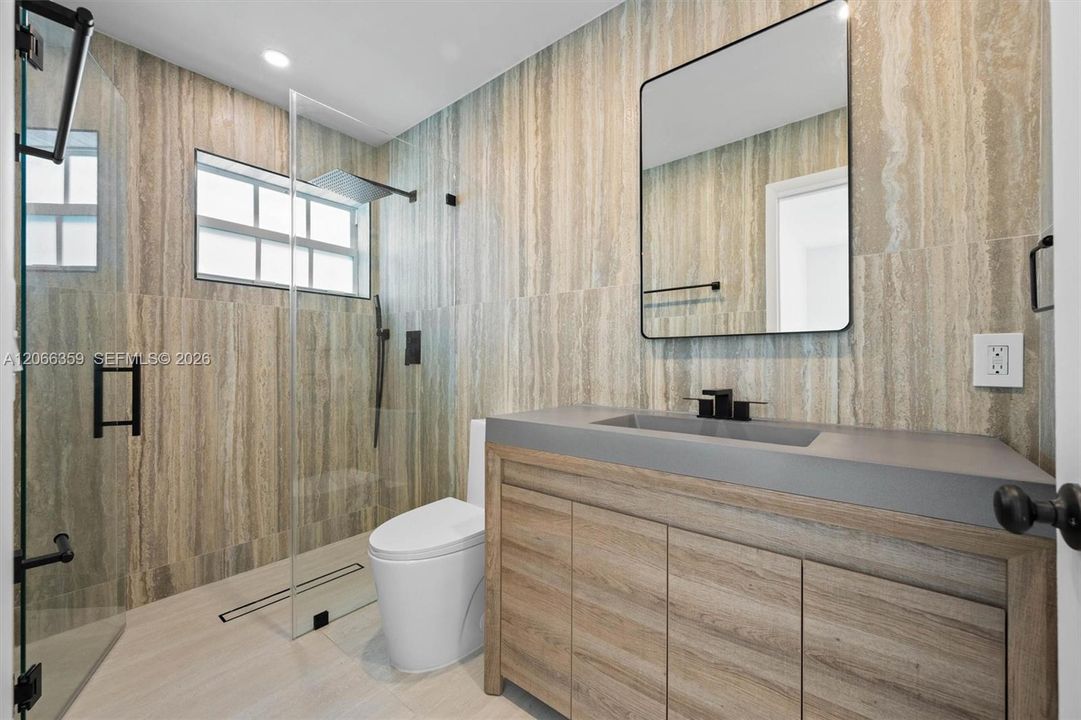 For Rent: $10,500 (4 beds, 4 baths, 2519 Square Feet)