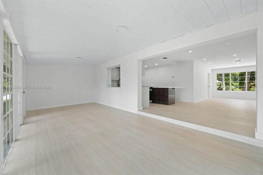 For Rent: $10,500 (4 beds, 4 baths, 2519 Square Feet)