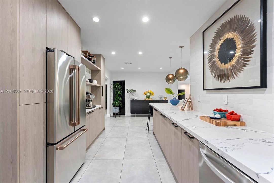 For Sale: $2,200,000 (3 beds, 3 baths, 1957 Square Feet)